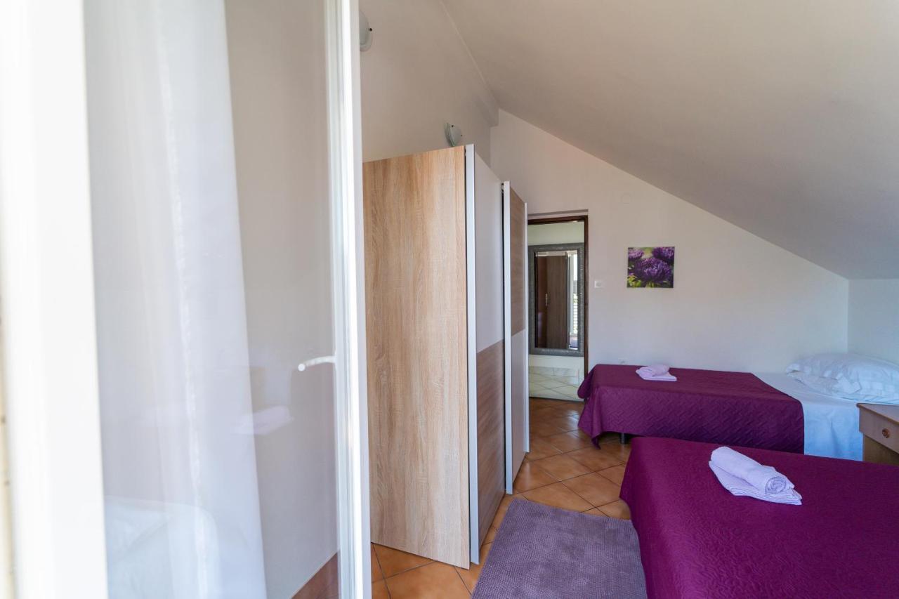 Apartment Nada Petrcane Eksteriør billede