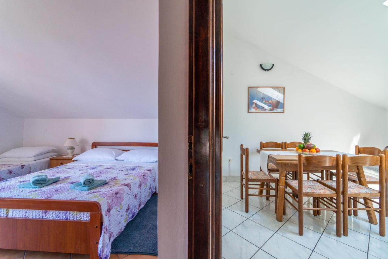Apartment Nada Petrcane Eksteriør billede
